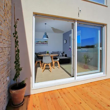 アパート With A Parking Space Bibinje, Zadar - 16320 ビビニェ