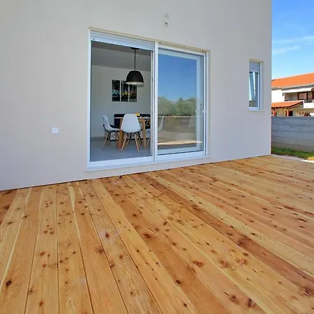 アパート With A Parking Space Bibinje, Zadar - 16320 ビビニェ